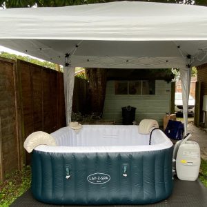 4 - 6 Person Hot Tub - 5 Night Hire